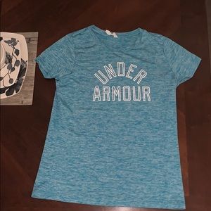 Blue and white under armour medium t shirt ! 💙